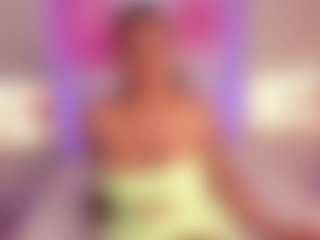 Live cam show with NaomiParks - New Big Ass on SpankPalCams
