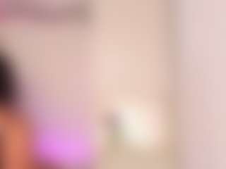 Live cam show with NaomiParks - Mature Young Adult on friskycurves.com