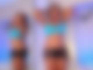 Live cam show with NaomiParks - Camel Toe on Gym Cam Girls