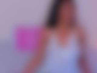 Live cam show with TaraMiller - Big Tits on StripNow