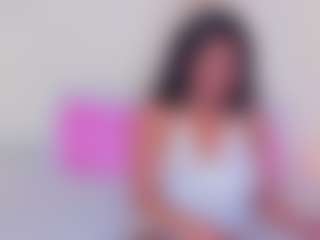 Live-camshow met TaraMiller - Gamer Ebony op Camsoda | colombia