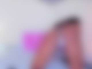 Live cam show with TaraMiller - Natural on studioflirtlive.com