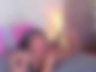 Live-Cam-Show mit TaraMiller - Squirt auf Camsoda