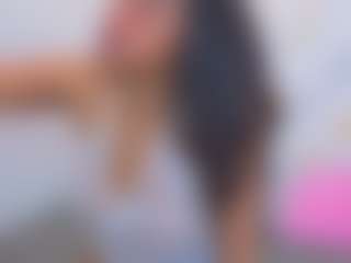 Live cam show with TaraMiller - Fingers on Camsoda