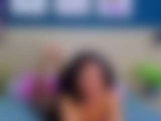 Live cam show with TaraMiller - Petite on Camsoda