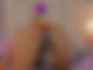 Live cam show with AllisonRomano - Shaved Pussy on Fit Hotties