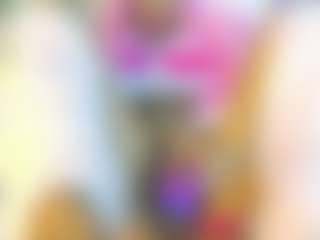 Live cam show with AllisonRomano - Black Amateur on StripNow