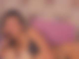 Live cam show with LauraValvet - New White on friskycurves.com | colombia