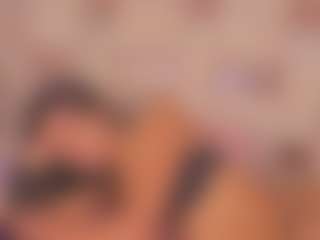 LauraValvet's Live Sex Cam Show