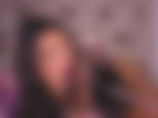 LauraValvet's Live Sex Cam Show