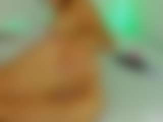 Live cam show with ThreeTemptations - Black Hair on Camsoda