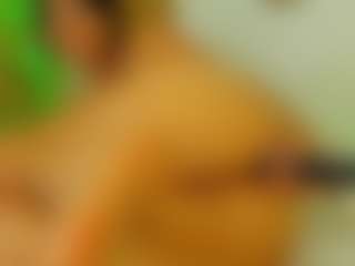 Live cam show with ThreeTemptations - Brown Eyes on madthumbs