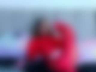 Live cam show with venusNoirr - Brown Hair Petite on UwU Esports