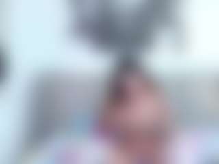 Live cam show with venusNoirr - Foot Fetish Brown Hair on sexytreat.net