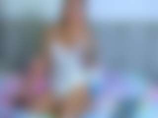 Live cam show with venusNoirr - Young Adult on CamClone