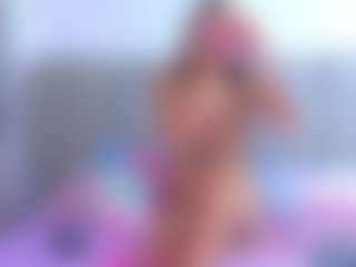 Live cam show with venusNoirr - Facial on slutload
