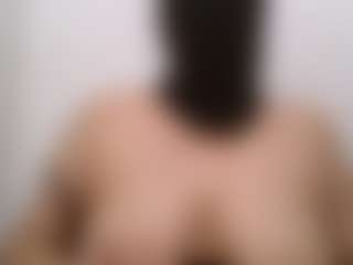 Slutty04's Live Sex Cam Show