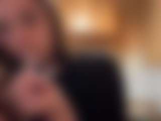 Live cam show with Darleen - New Bedroom on instabang