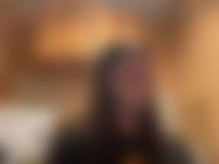 Live cam show with Darleen - Genital Piercings on slutload