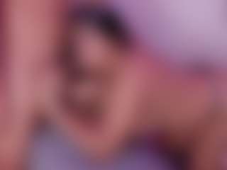 Live-camshow met FunFriendsLive - Domination op Camsoda