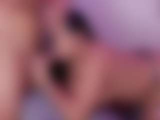 Live cam show with FunFriendsLive - Fingering on testsause.com