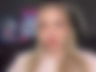 Live cam show with Tessa - Foot Fetish on eurowanks.com