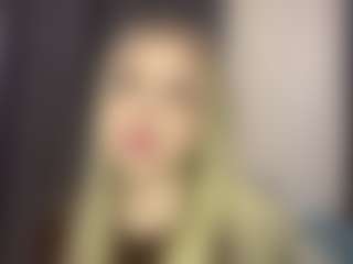 Live cam show with Tessa - Young Adult on milfzrlive.com