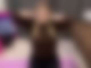 Live cam show with Tessa - Young Adult on SpunkLive