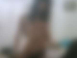Live cam show with Daisy - Camel Toe on eurowanks.com