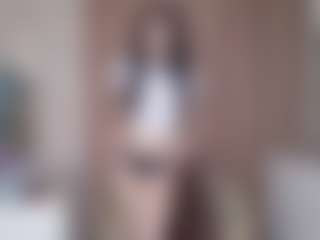 Live cam show with Daisy - Camel Toe on Camsoda