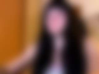 Live cam show with Nikki - Cute on Hubzter Live