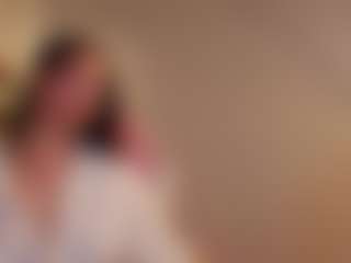 Live cam show with lalyasirin - Petite on sexytreat.net