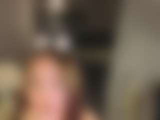 Live cam show with lalyasirin - Athletic on dropp.cam