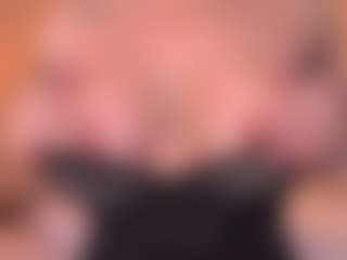 Live cam show with megan-lara - Blonde Hair on SmokeAndPoke