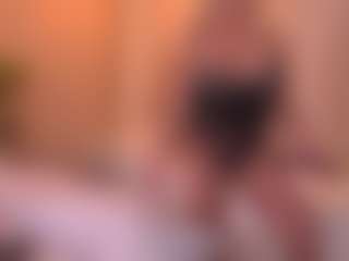 megan-lara's Live Sex Cam Show