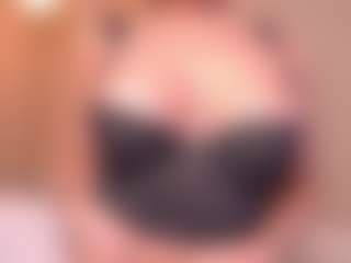 megan-lara's Live Sex Cam Show