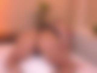 Live cam show with megan-lara - New Toys on SmokeAndPoke