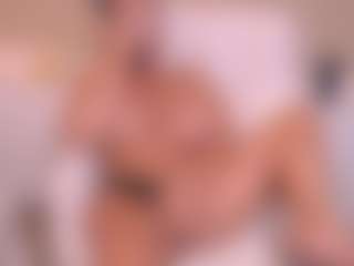 megan-lara's Live Sex Cam Show