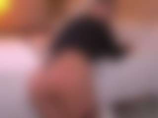 megan-lara's Live Sex Cam Show
