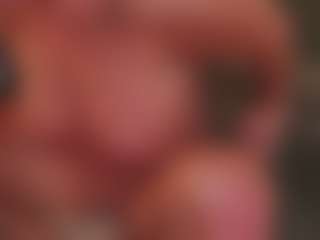 megan-lara MILF webcam performer live streaming