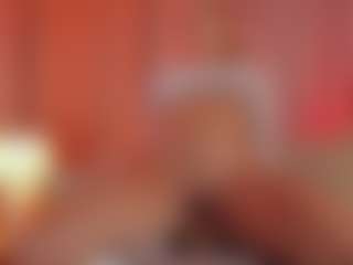 Live cam show with megan-lara - Muscle on fapnchat