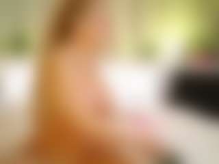 megan-lara's Live Sex Cam Show