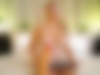 megan-lara's Live Sex Cam Show