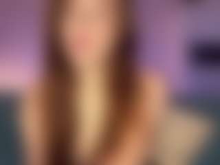 Avrora's Live Sex Cam Show