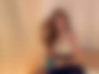 Live cam show with Avrora - White on Camsoda | united states