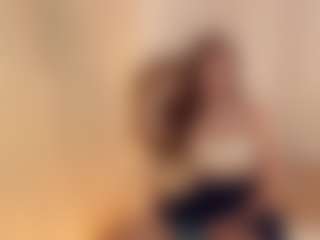 Avrora's Live Sex Cam Show