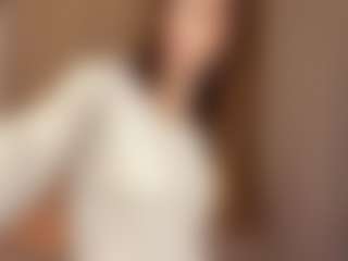 Avrora's Live Sex Cam Show