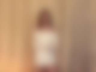 Live cam show with Avrora - New Blowjob on Camsoda