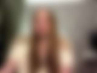Live cam show with MillaColvert - Skinny on Livezox