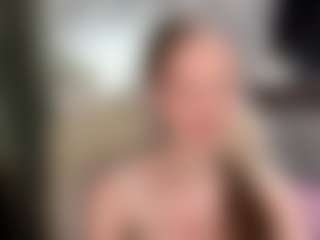 Live cam show with MillaColvert - College on nudelive.tv